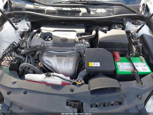 2017 TOYOTA CAMRY SE 10