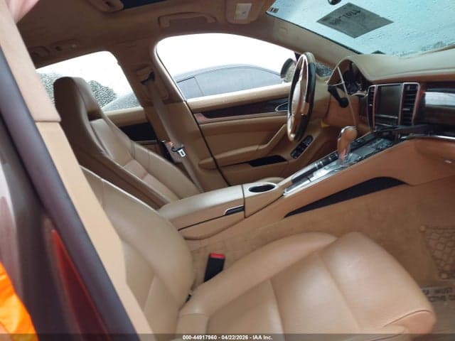 2015 PORSCHE PANAMERA 4 5