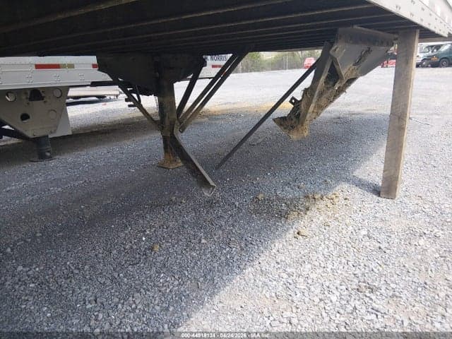2025 STOUGHTON TRAILERS INC UNKNOWN 7