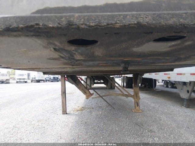 2025 STOUGHTON TRAILERS INC UNKNOWN 8