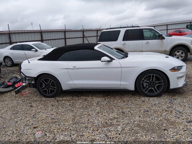 2022 FORD MUSTANG ECOBOOST PREMIUM 14