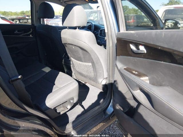 2020 KIA SORENTO 2.4L LX 8