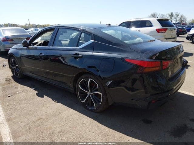 2025 NISSAN ALTIMA SR FWD 3