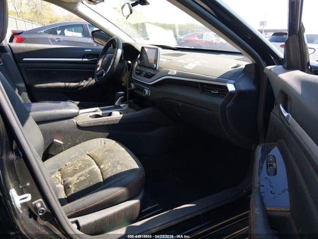 2025 NISSAN ALTIMA SR FWD 5