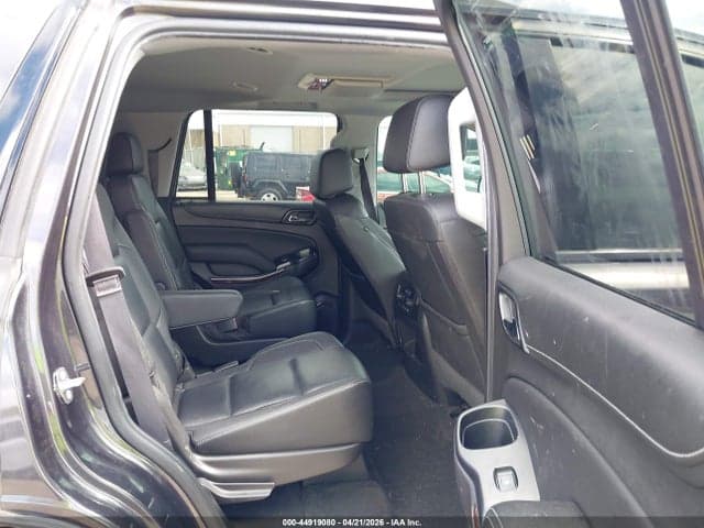 2017 GMC YUKON SLT 8