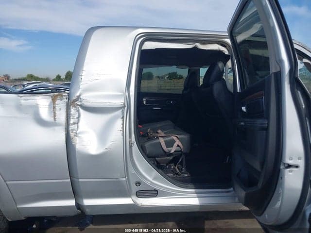 2016 RAM 2500 LARAMIE 8