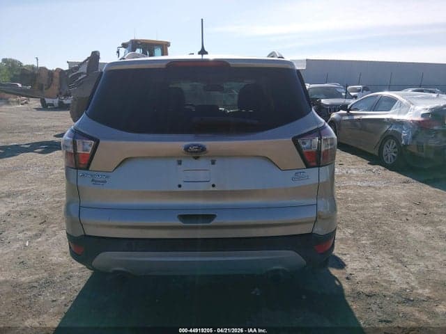 2018 FORD ESCAPE SE 17