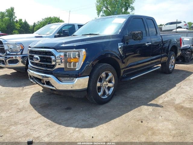 2023 FORD F-150 XLT 2