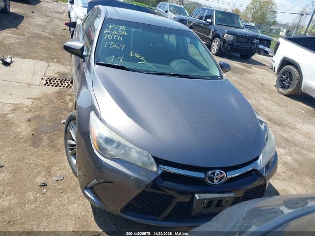 2017 TOYOTA CAMRY SE 12