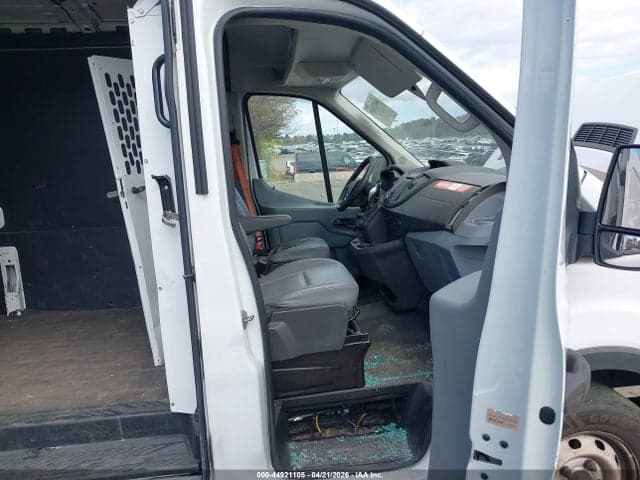 2019 FORD TRANSIT-150 5