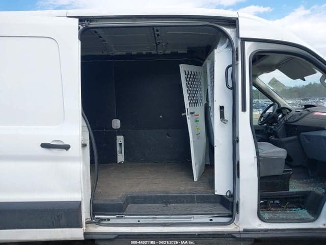 2019 FORD TRANSIT-150 8