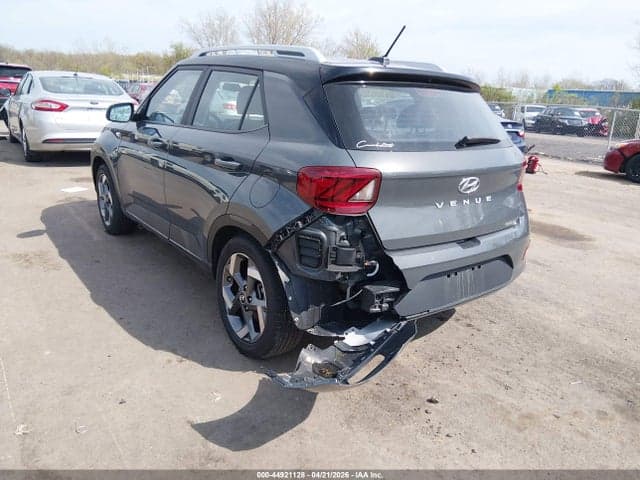 2025 HYUNDAI VENUE LIMITED 6