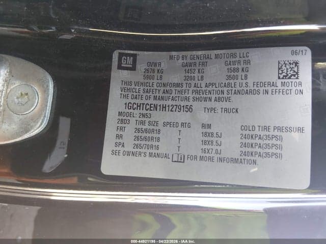 2017 CHEVROLET COLORADO LT 9
