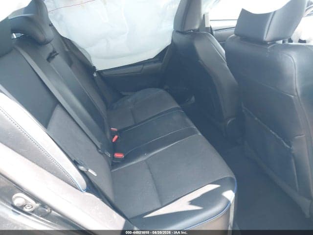 2017 TOYOTA COROLLA SE 8