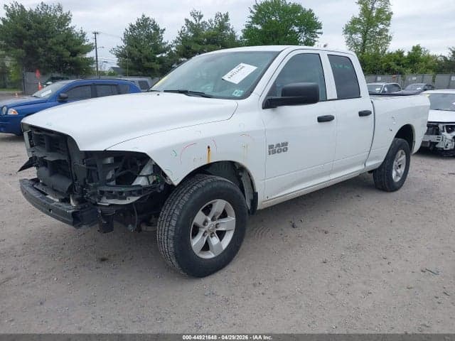 2018 RAM 1500 EXPRESS 4X4 6'4 BOX 2