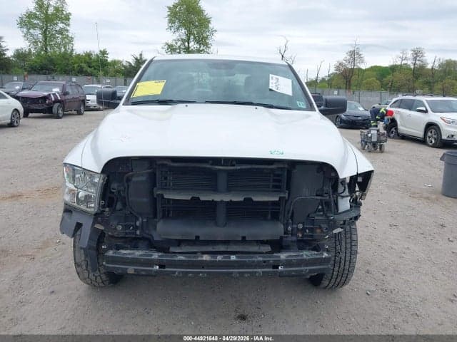 2018 RAM 1500 EXPRESS 4X4 6'4 BOX 13