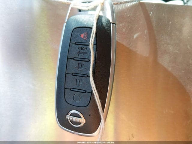 2023 NISSAN PATHFINDER SL 4WD 11