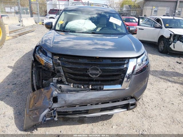 2023 NISSAN PATHFINDER SL 4WD 6