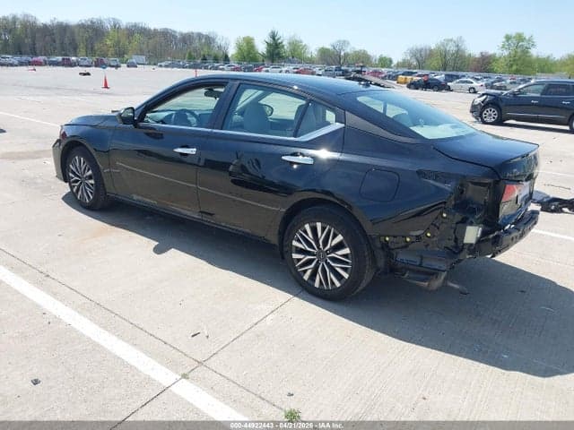 2025 NISSAN ALTIMA SV FWD 3