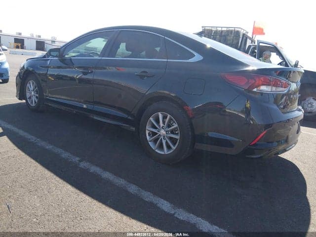 2019 HYUNDAI SONATA SE 3