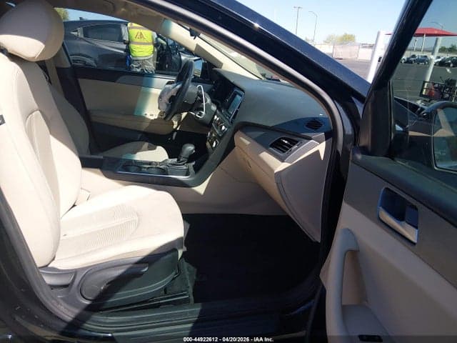 2019 HYUNDAI SONATA SE 5