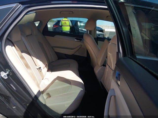 2019 HYUNDAI SONATA SE 8