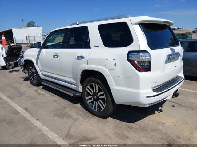 2020 TOYOTA 4RUNNER LIMITED 3