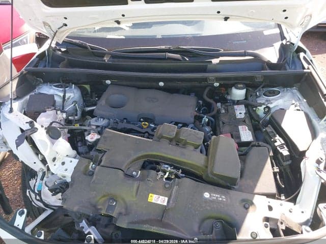 2025 TOYOTA RAV4 XLE 10