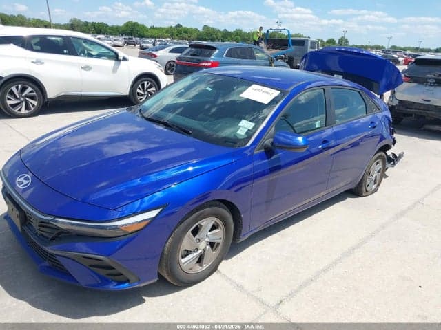 2024 HYUNDAI ELANTRA SE 2