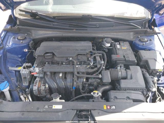 2024 HYUNDAI ELANTRA SE 10