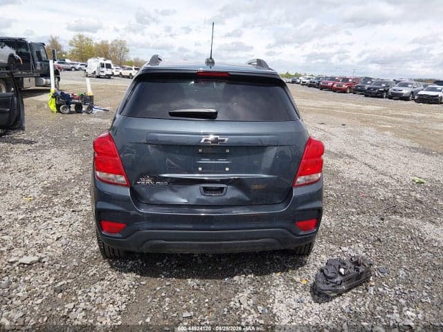 2021 CHEVROLET TRAX AWD LT 17