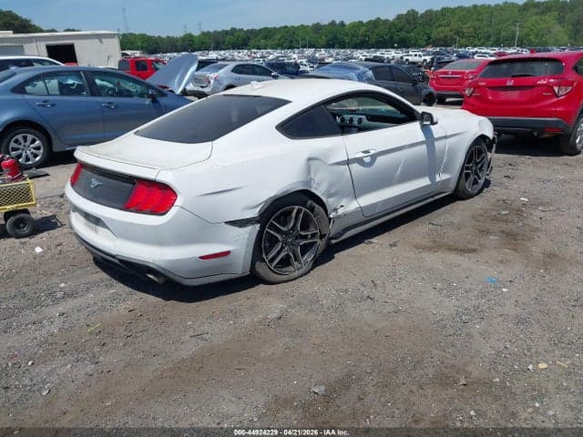 2020 FORD MUSTANG ECOBOOST PREMIUM FASTBACK 4