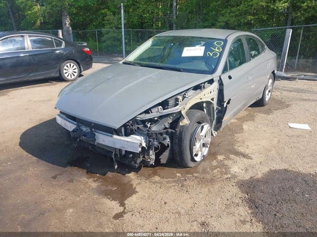 2021 HYUNDAI SONATA SE 2