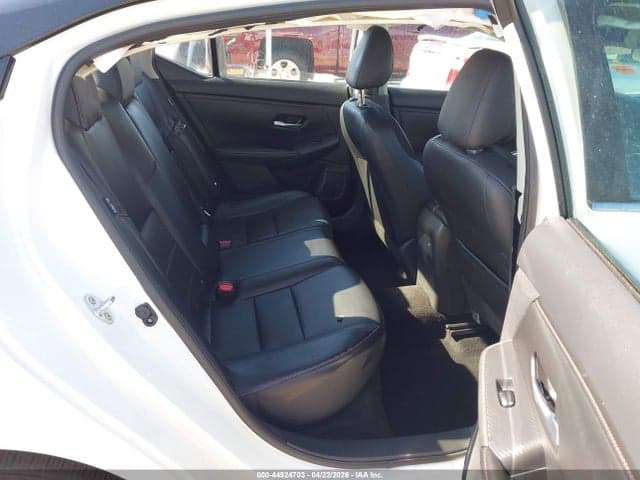 2024 NISSAN SENTRA SR XTRONIC CVT 8
