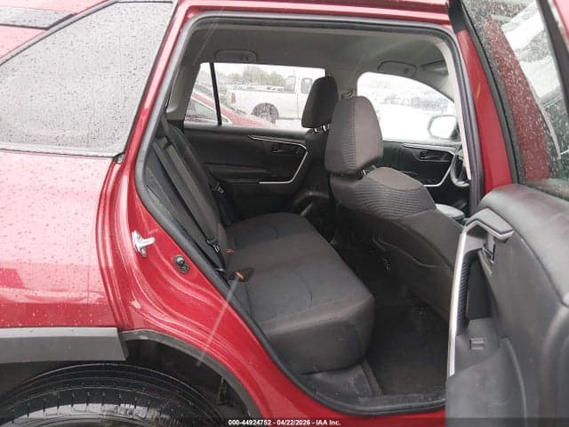 2022 TOYOTA RAV4 LE 8