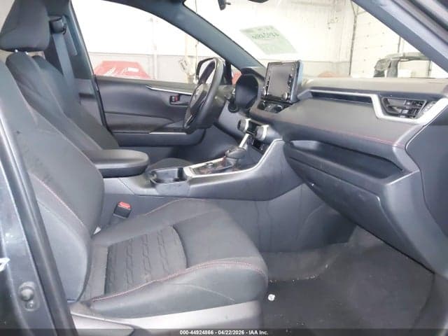 2021 TOYOTA RAV4 PRIME SE 5