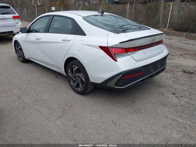 2025 HYUNDAI ELANTRA SEL SPORT 3