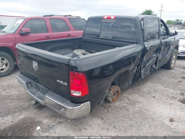 2020 RAM 1500 CLASSIC SLT 4X4 5'7 BOX 4