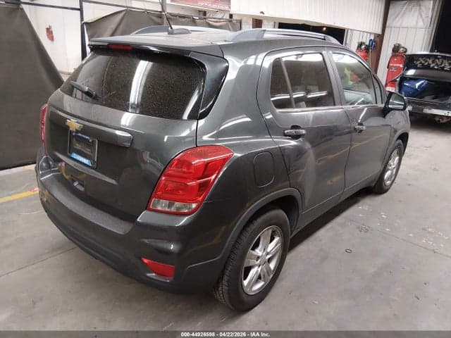 2017 CHEVROLET TRAX LT 4