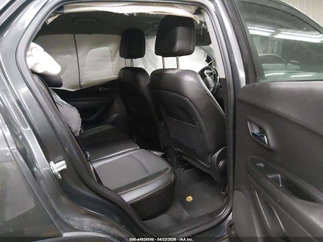 2017 CHEVROLET TRAX LT 8