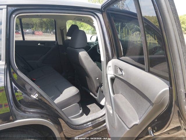 2017 VOLKSWAGEN TIGUAN 2.0T/2.0T S 8