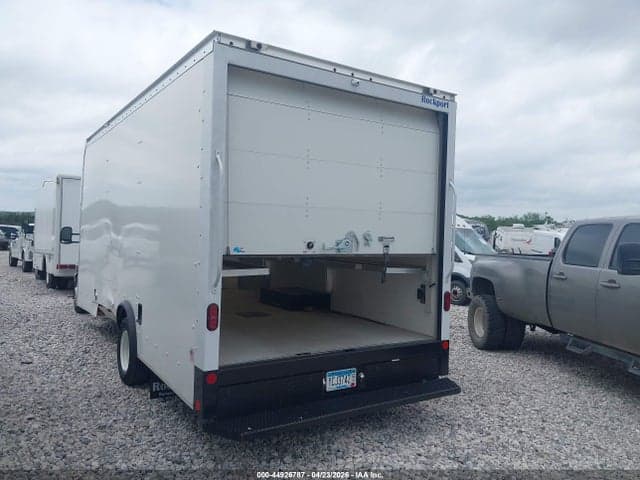 2024 FORD E-450 CUTAWAY 3