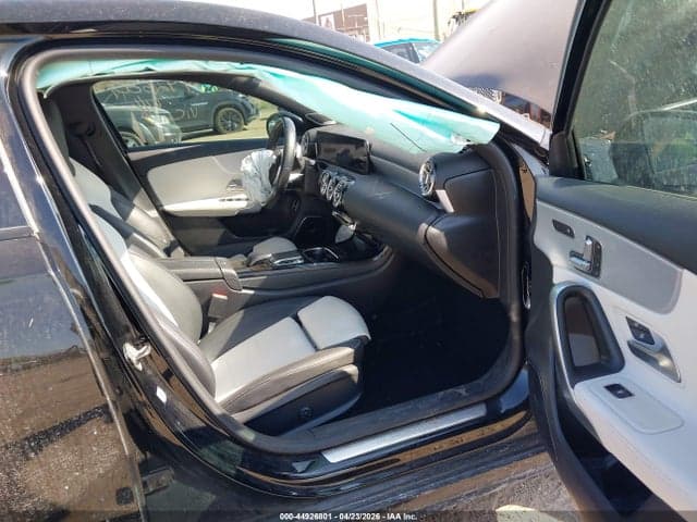 2020 MERCEDES-BENZ A 220 4MATIC 5