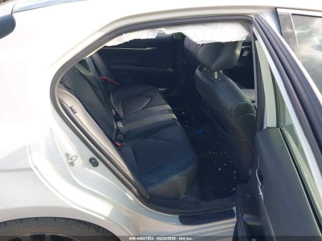 2023 TOYOTA CAMRY XSE 8