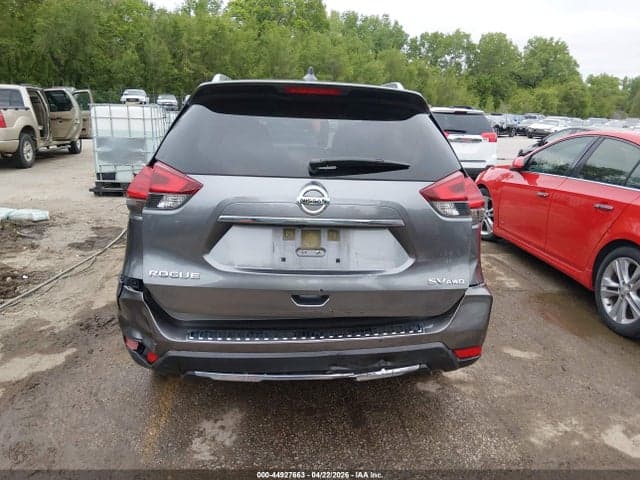 2017 NISSAN ROGUE SV 17