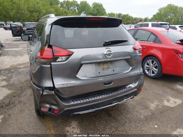 2017 NISSAN ROGUE SV 18