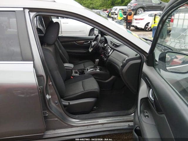 2017 NISSAN ROGUE SV 5