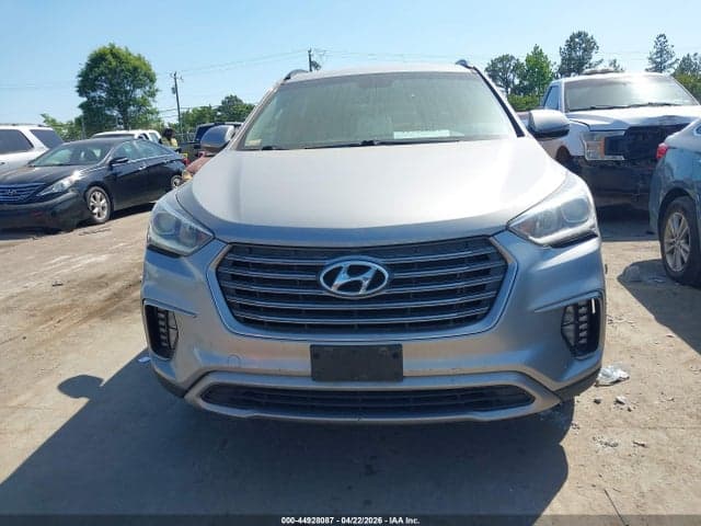 2018 HYUNDAI SANTA FE SE 12