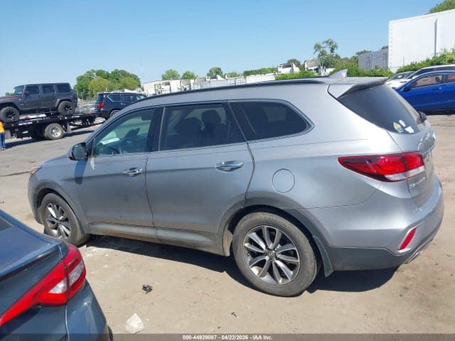 2018 HYUNDAI SANTA FE SE 14