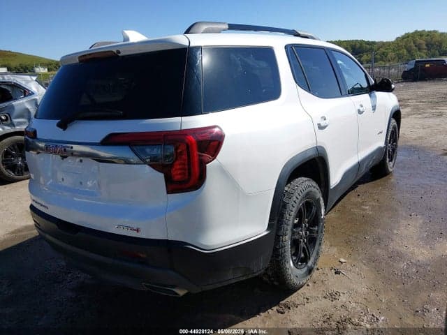2022 GMC ACADIA AWD AT4 4